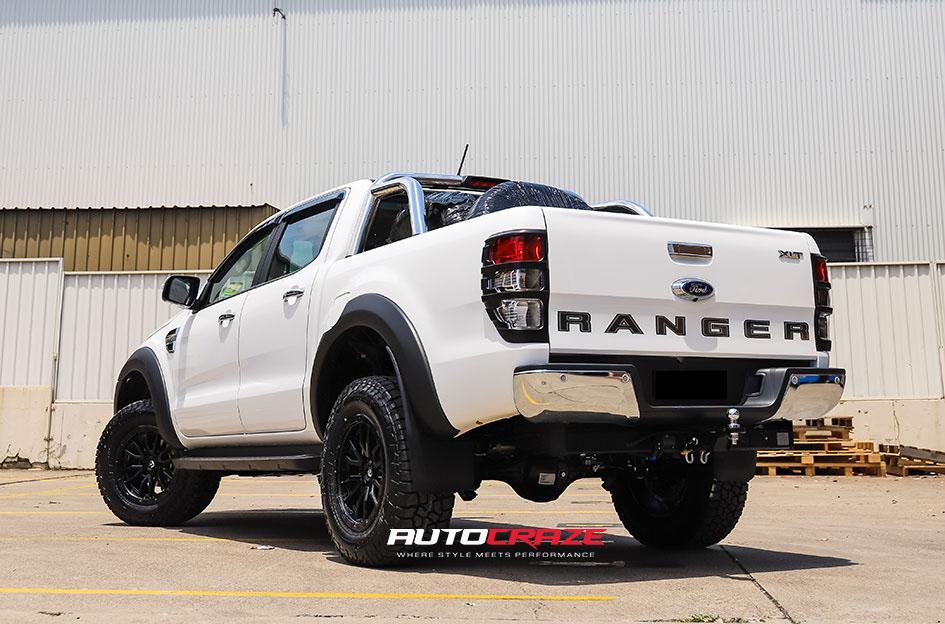 FORD RANGER REBEL MATTE BLACK